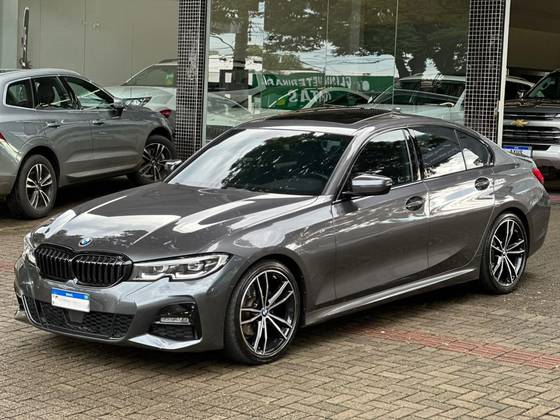 BMW 320i 2.0 16V TURBO FLEX M SPORT AUTOMÁTICO BMW 320i 2.0 16V TURBO FLEX M SPORT AUTOMÁTICO